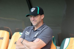 1. Spieltag 2023/2024: Preußen Münster - Borussia Dortmund U23 0:0. Preußentrainer Sascha Hildmann vor dem Spiel.