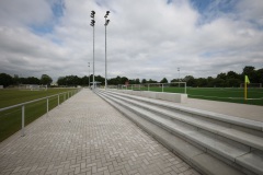 Neues Trainingsgelände am Preußenstadion übergeben. Links der Naturrasen, rechts der Kunstrasen.