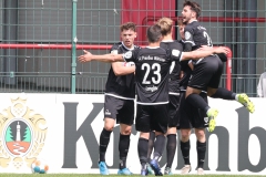 Westfalenpokal 2020/2021, Finale: Sportfreunde Lotte - Preußen Münster 0:1. Jubel nach dem 1:0.